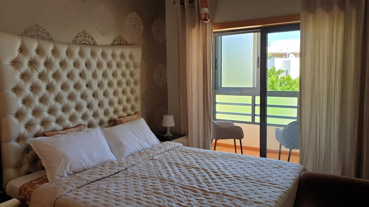 Luxury City Villa Olivia 10 - 15 Min To The Beach Oura, Private Swimming Pool 阿尔布费拉 外观 照片